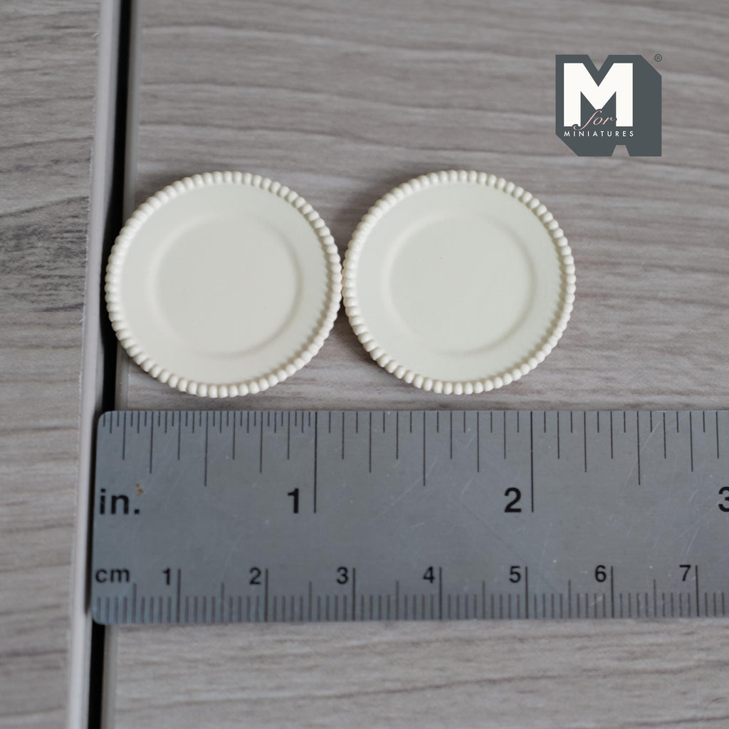 Miniature Dining Plates Dollhouse Tableware Serving Plates Set of 2 , 1-1/8 inch dia. (beige) (metal) - A041