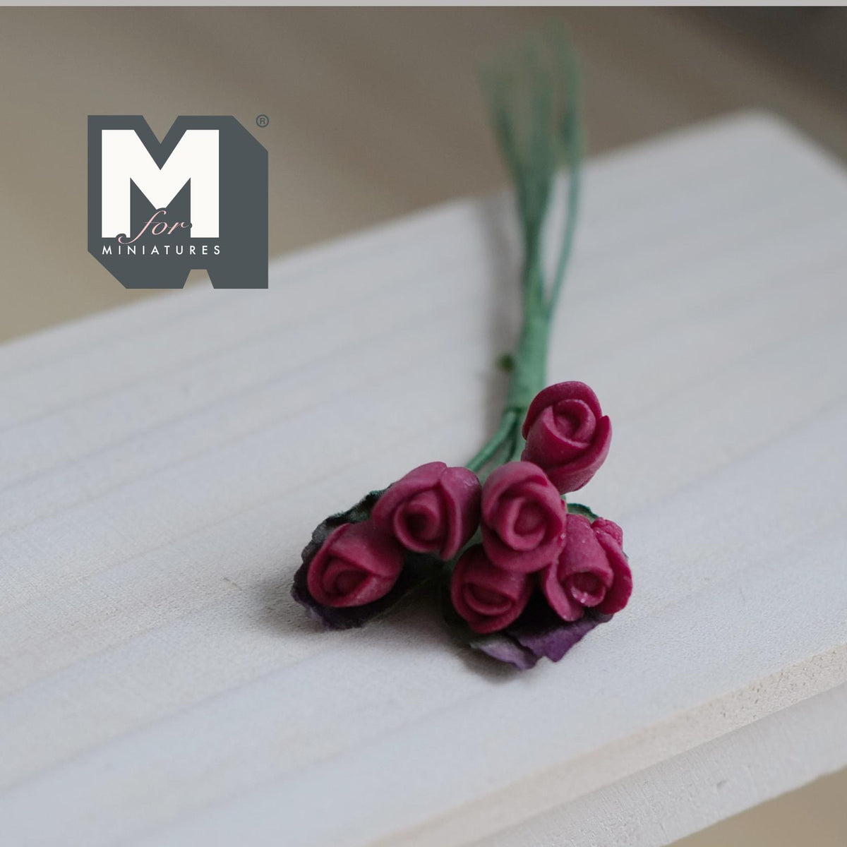 1:12 Scale Miniature Red Rose Bunch, Flower Stem for Fairy Garden and Diorama, 3-15/16 inch long