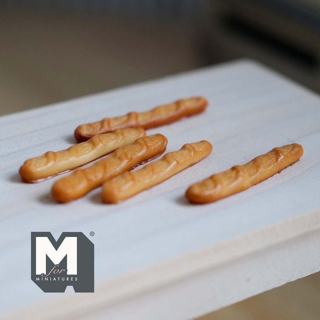 Miniature Baguette 1:12 Scale Dollhouse Breakfast Bakery Decor Long French Bread Loaf Set of 5 , 1-5/8 inch long - E048