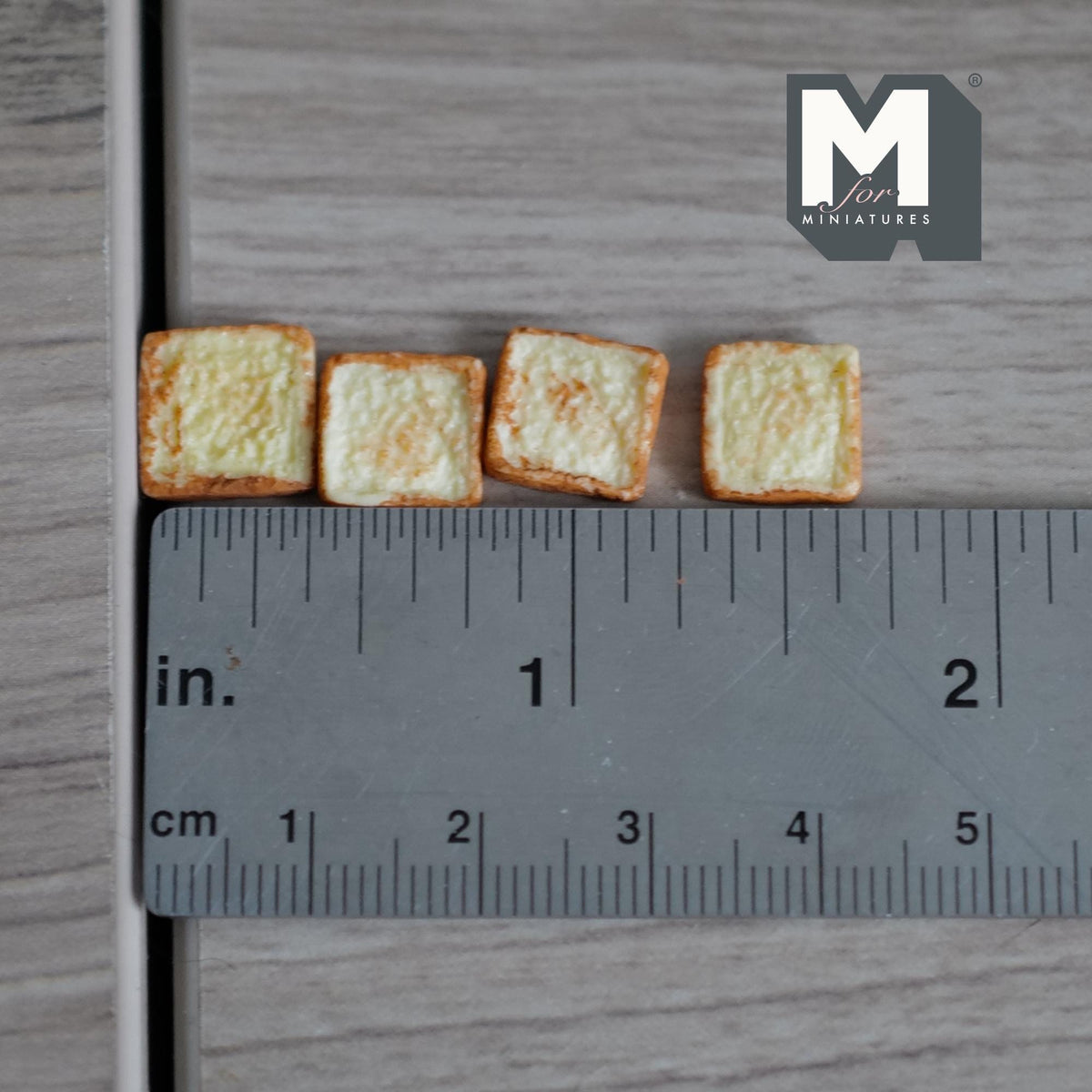 Miniature Sliced Toasts Set of 4 , 1:12 Scale Dollhouse Sliced Bread Breakfast Decor Bakery Food 7/16 inch wide (resin) - E048