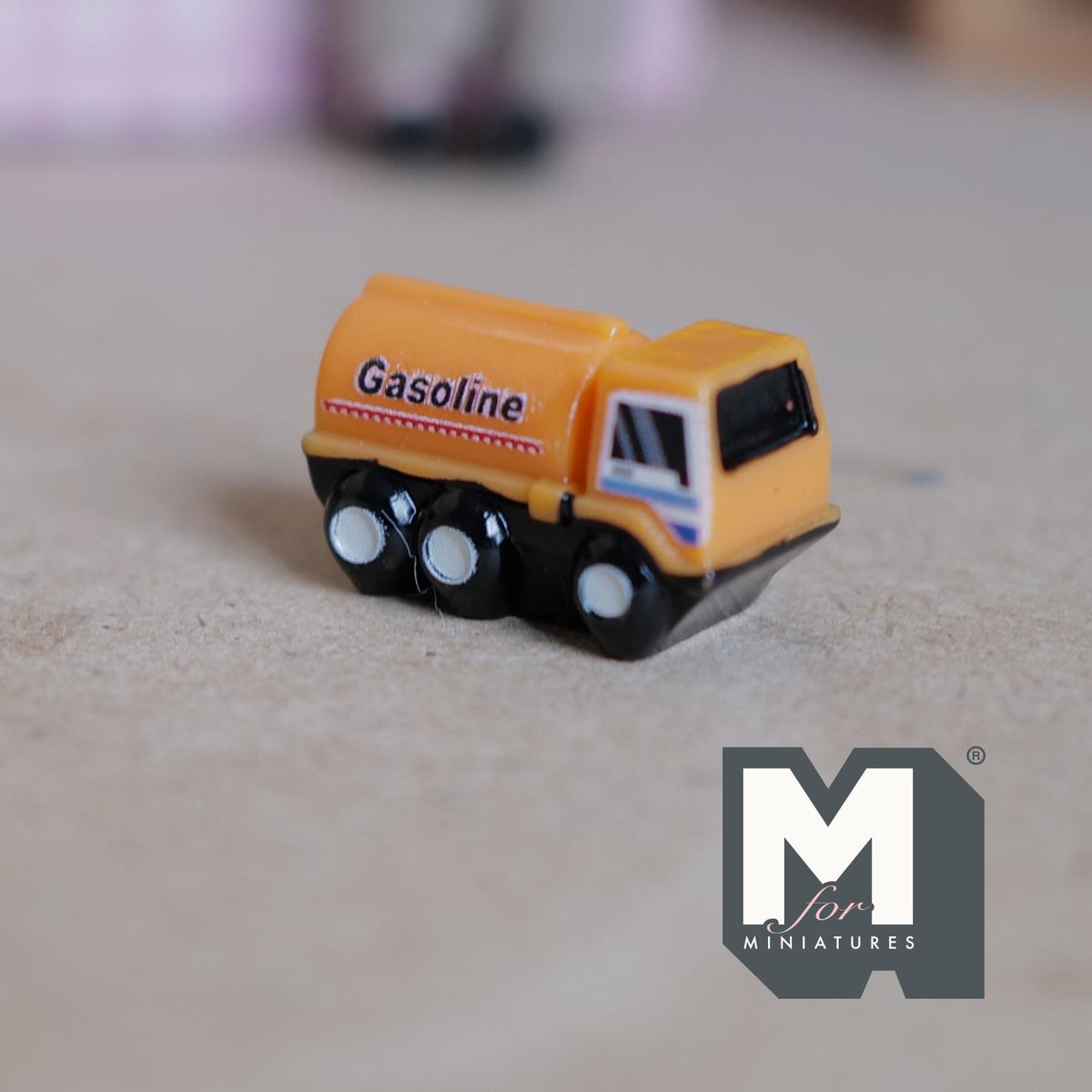 Miniature Fuel Tanker 1:12 Scale Petrol Tanker Truck Oil Tanker Dollhouse Playroom Decor 11/16 inch tall (resin) - G079
