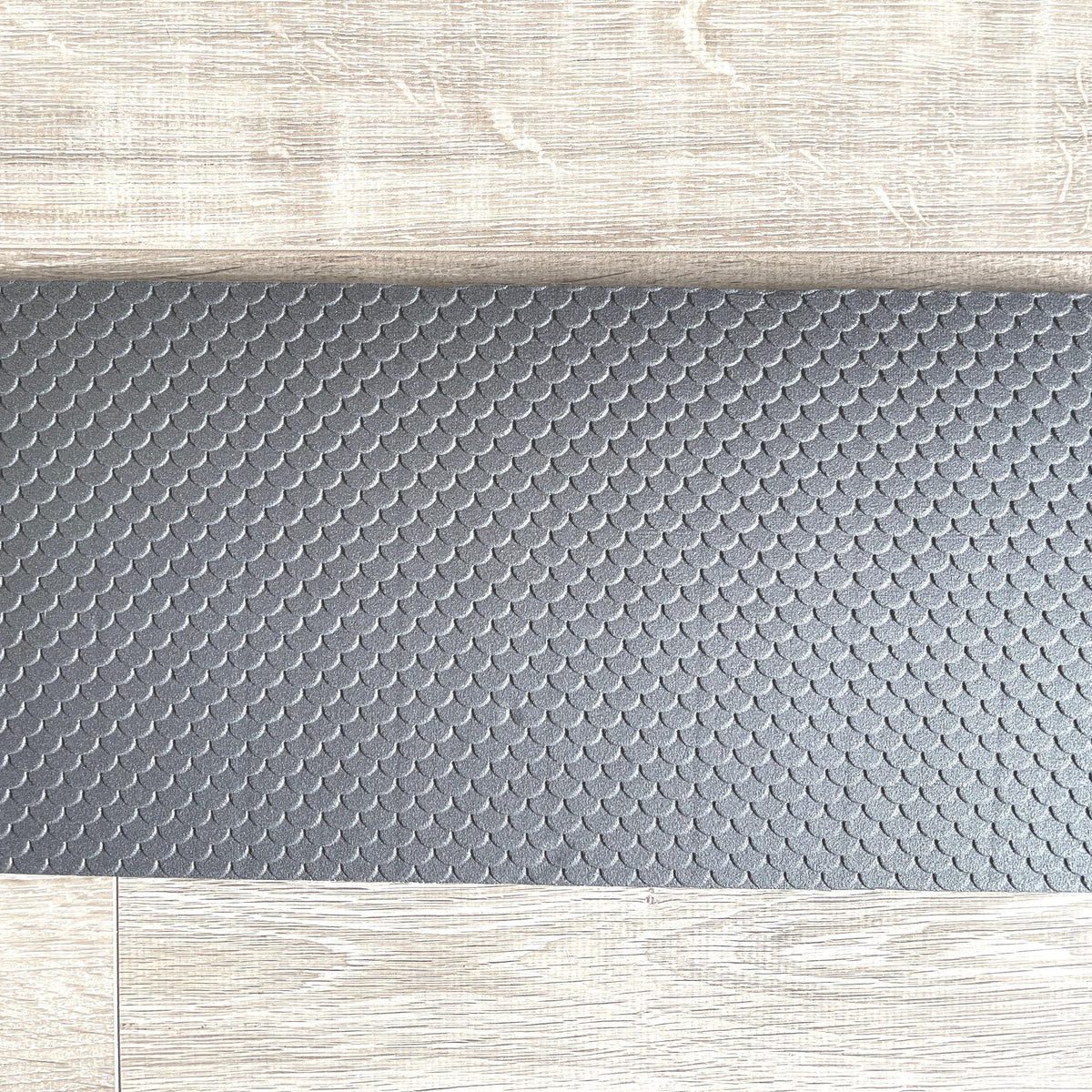 1:12 Scale Fish Scale Roof Shingle Foam Board, 15-3/4 x 7-7/8 inch, DIY Dollhouse Supply