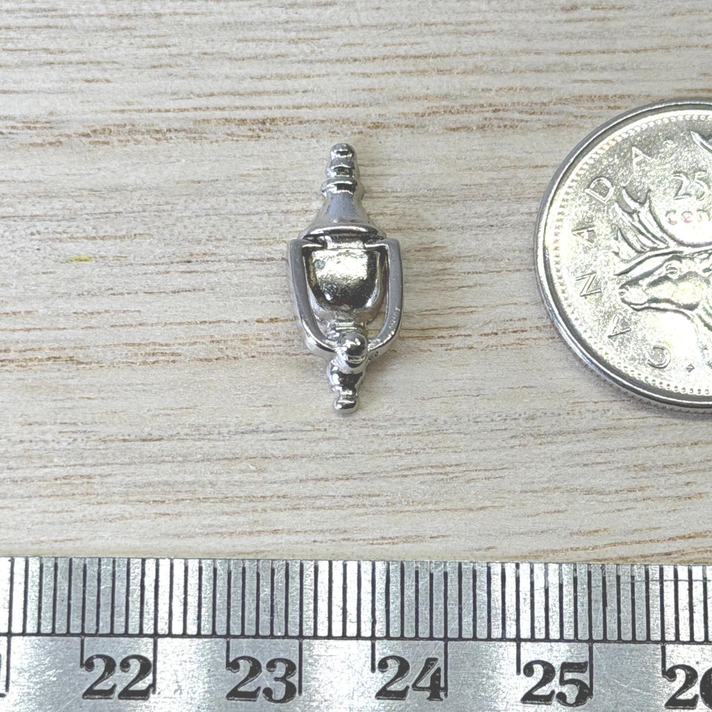 1:12 Miniature Door Knocker, Door Hammer, Door Rapper, Door Clapper, Door Beater  Dollhouse Supply (silver)