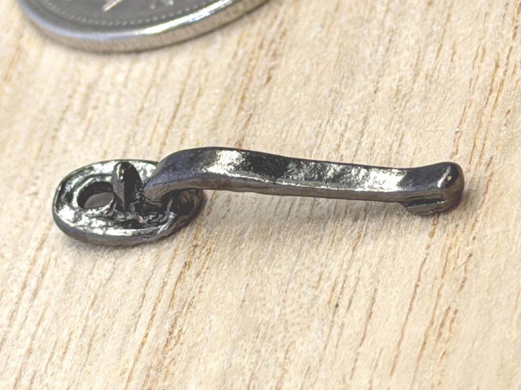1:12 Scale Miniature Brass Door Handle Dollhouse Supply (gunmetal)