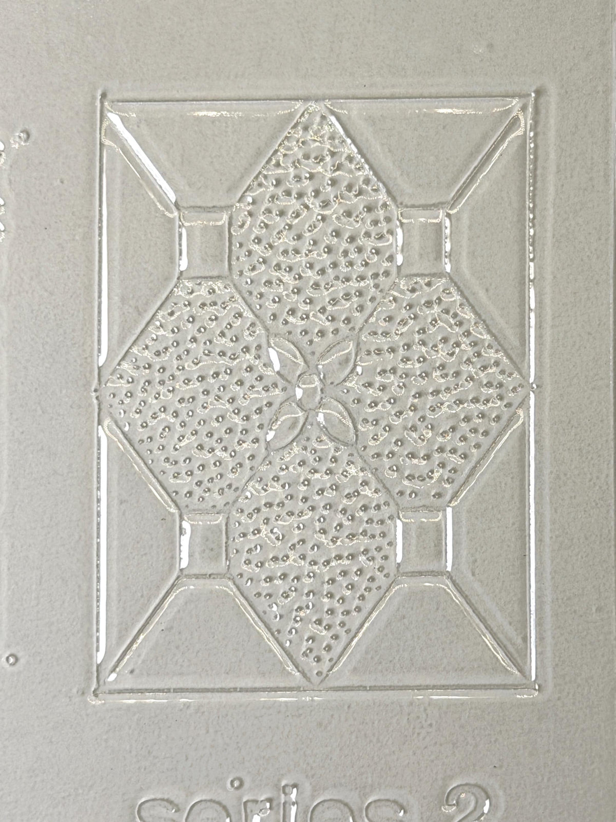 1:12 Scale Miniature Unpainted Stained Glass Window Insert, Diamond and Flower Design, 1-3/4 x 2-3/8 inch, DIY Dollhouse Supply (clear)