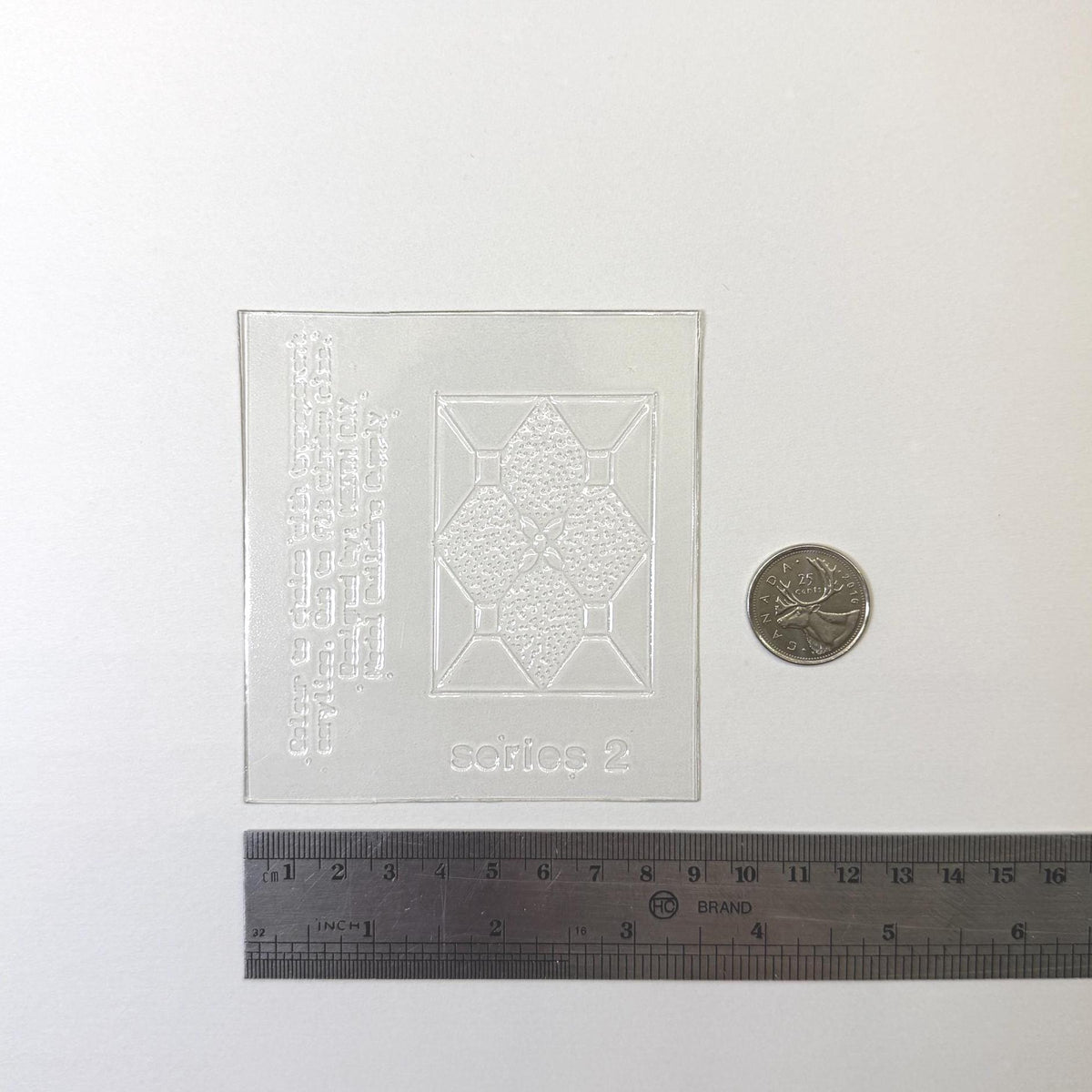 1:12 Scale Miniature Unpainted Stained Glass Window Insert, Diamond and Flower Design, 1-3/4 x 2-3/8 inch, DIY Dollhouse Supply (clear)