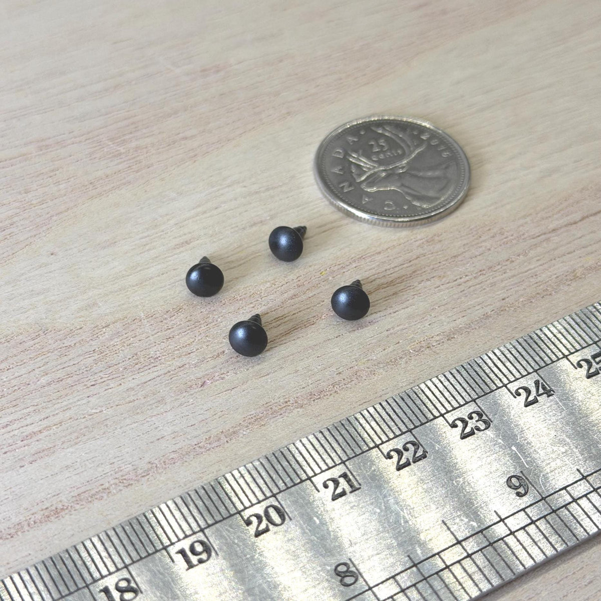 1:12 Scale Miniature Mushroom Knobs, Set of 4, 3/16 inch dia., DIY Dollhouse Supply (matte black)