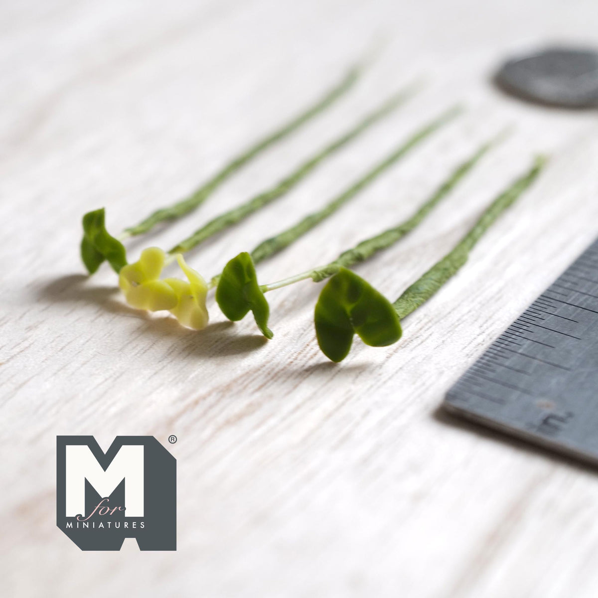 1:12 Scale Miniature Green Heart Leaf Plant Stems, Set of 5, up to 2-9/16 inch long, DIY Dollhouse Supply