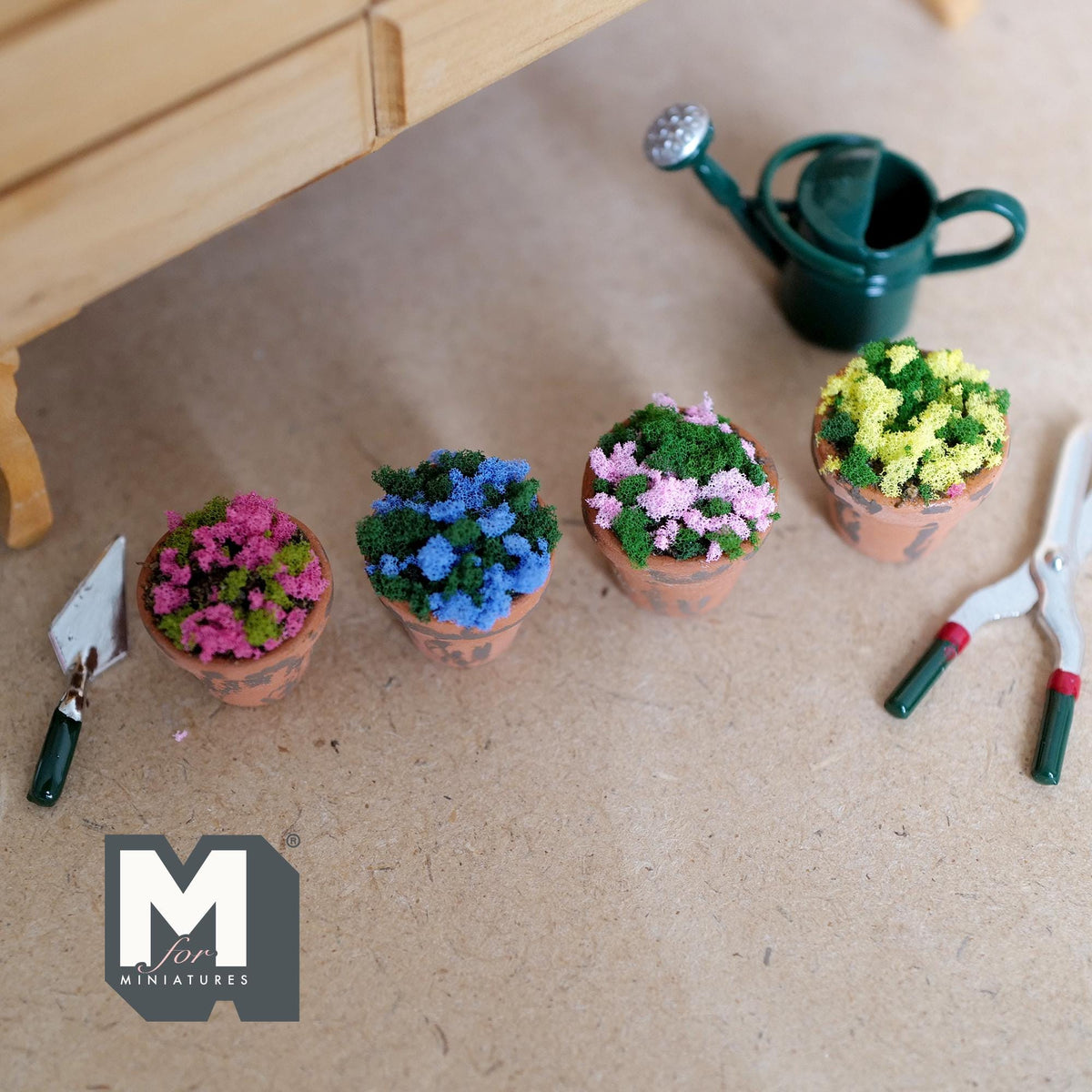 1:12 Scale Miniature Potted Flowers in Weathered Terracotta Pots, Set of 4, 3/4 inch tall, DIY Dollhouse Supply