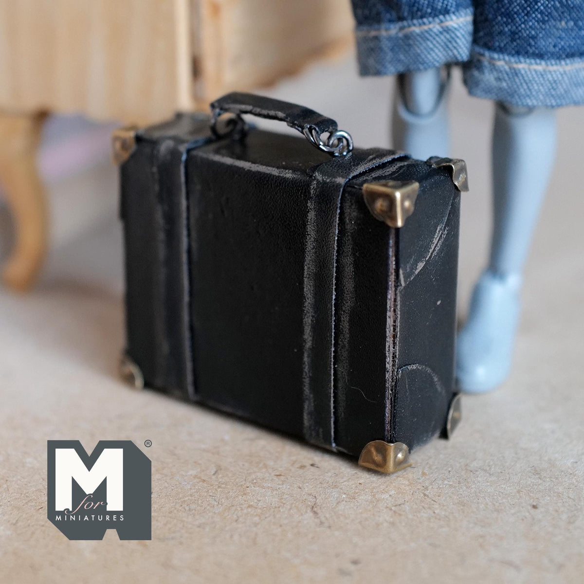1:12 Scale Miniature Distressed Faux Leather Suitcase with Buckle Straps, 1-7/8 inch wide, Dollhouse Decor (black) (non opening)