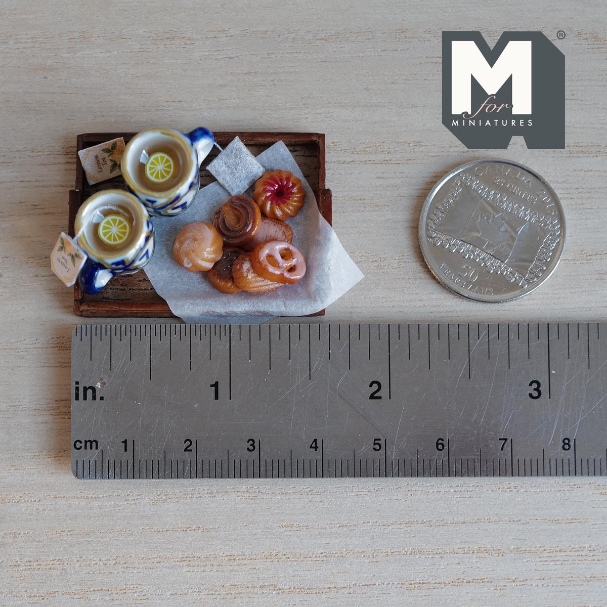 1:12 Scale Miniature Lemon Tea Tray Set with 2 Mugs and Cookies, 1-5/8 inch long, Dollhouse Decor (blue and white)