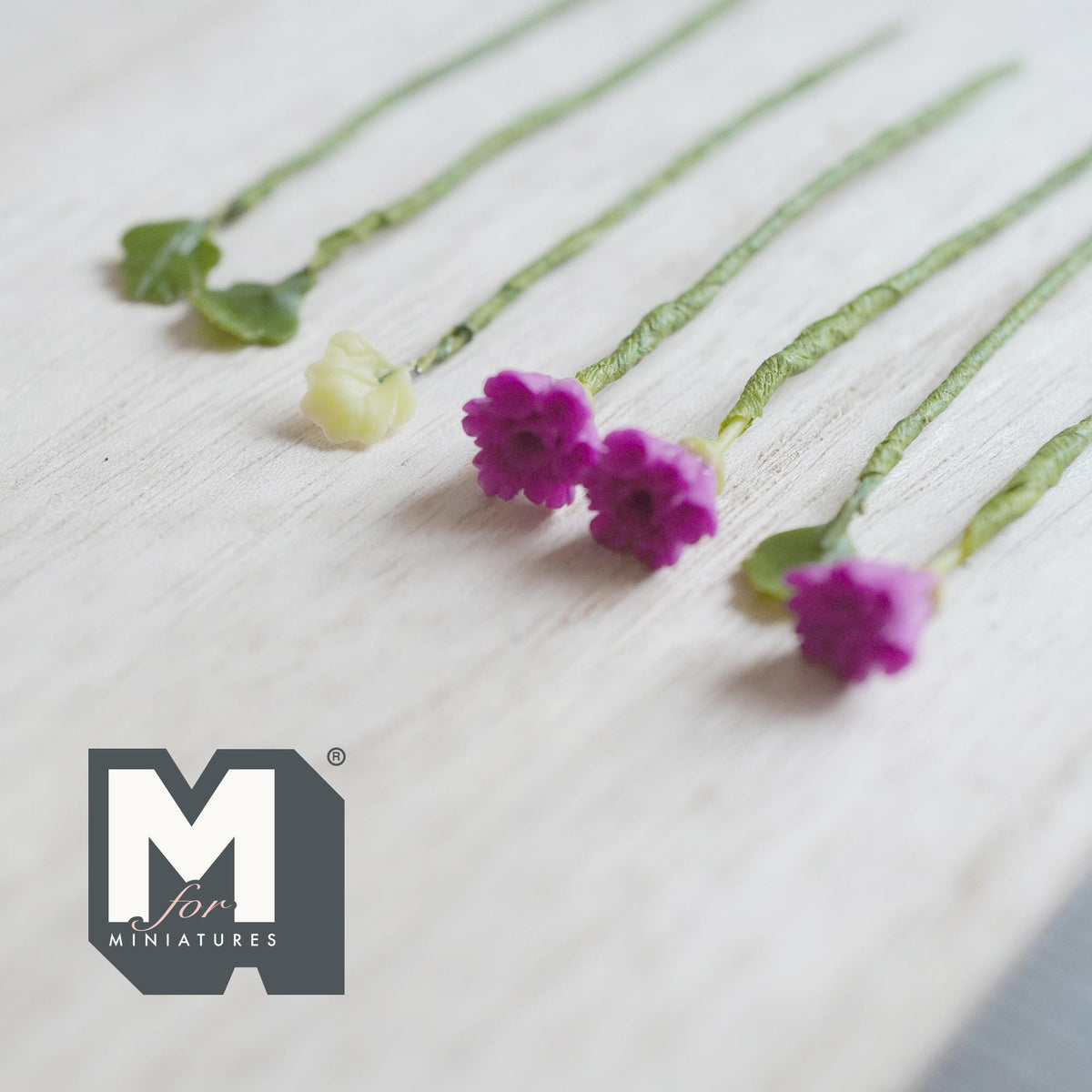 1:12 Scale Miniature Purple Carnation Flower Stems with Leaves, Set of 7, up to 2-5/8 inch long, DIY Dollhouse Supply