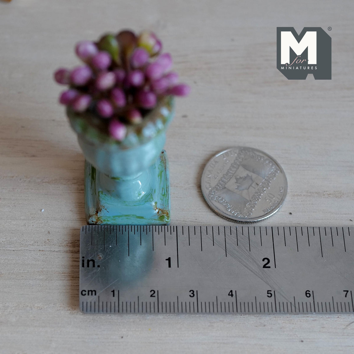 Miniatura in scala 1:12 pianta in vaso di ceramica, urna su piedistallo in stile romano invecchiata con boccioli di fiori, alta 2-1/16 inch, decorazione per casa delle bambole (verde acqua)