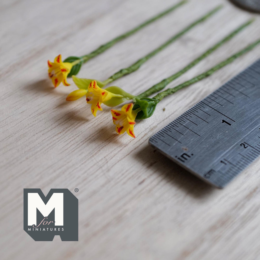 1:12 Scale Miniature Yellow Lily Flower Stems with Leaves, Set of 4, up to 2-3/4 inch long, DIY Dollhouse Supply