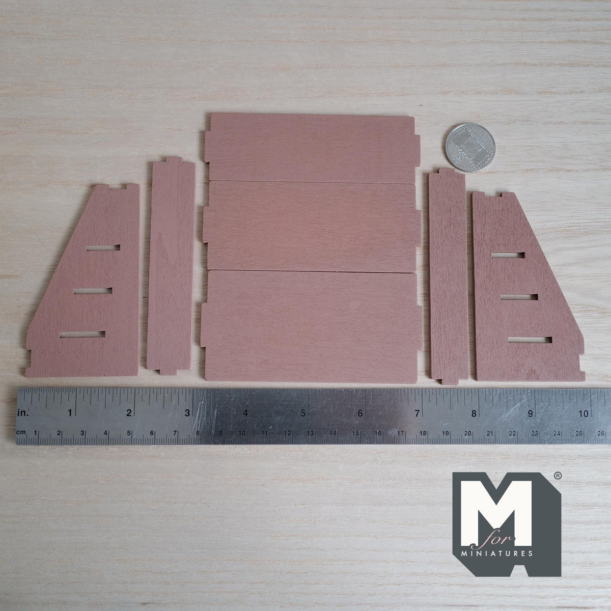 Kit d'étagère présentoir à gradins miniature en bois à 4 niveaux à l'échelle 1:12, non assemblé, 10 cm de large, fourniture pour maison de poupée à monter soi-même (vieux rose)