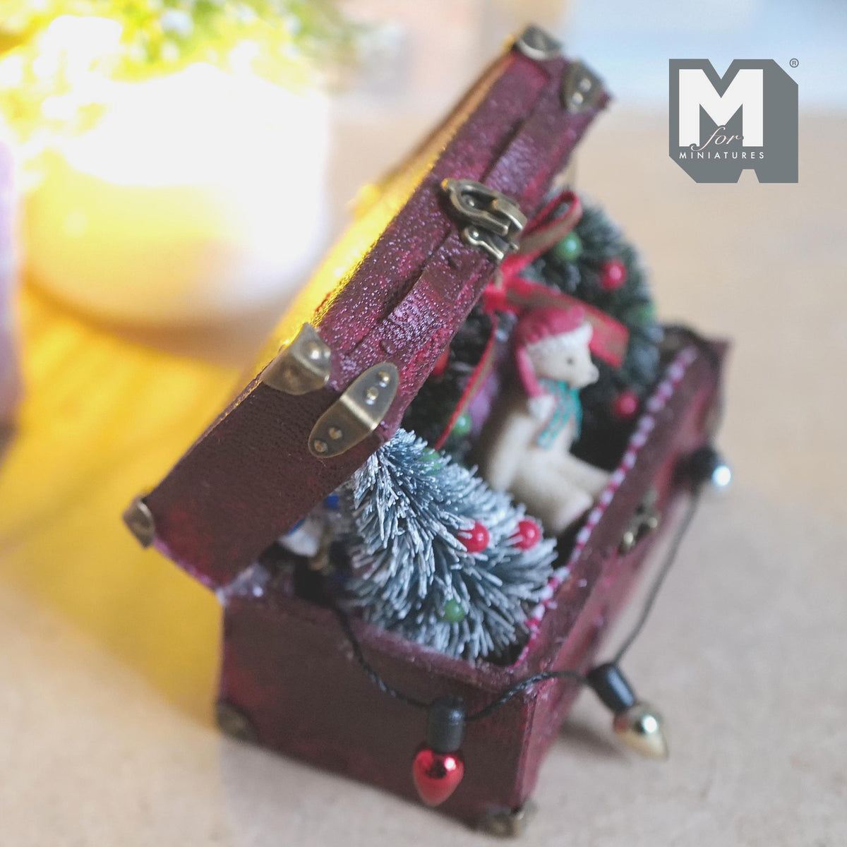 Miniature burgundy Christmas trunk set shown from another angle, 2-1/16 inch wide