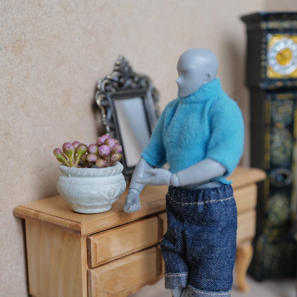Miniatyr-krukväxt i lerkruka i skala 1:12, patinerad rund kruka med rosa blomknoppar, 1-1/4 tum i diameter, DIY-tillbehör till dockskåp (ljusgrön)