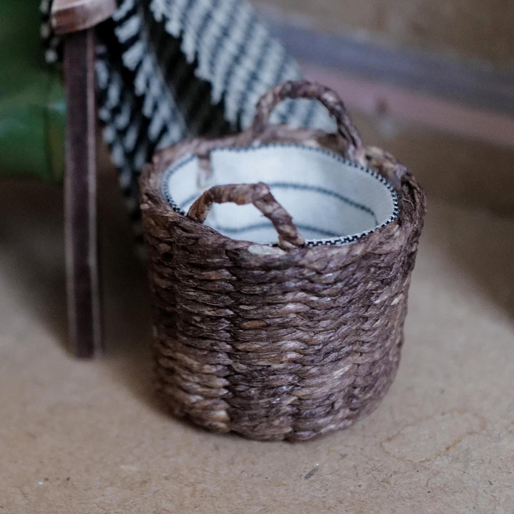 1:12 Scale Miniature Woven Blanket Basket with Linen Lining and Loop Handles, 1-9/16 inch tall, Dollhouse Decor (dark brown)