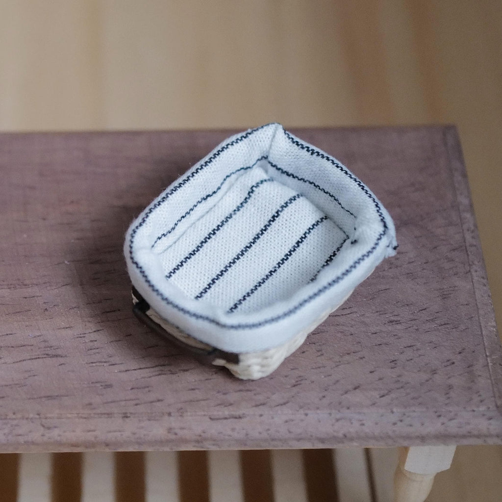 1:12 Scale Miniature Rectangular Woven Bread Basket with Striped Linen Lining and Faux Leather Handles, 1-5/8 inch long, Dollhouse Decor