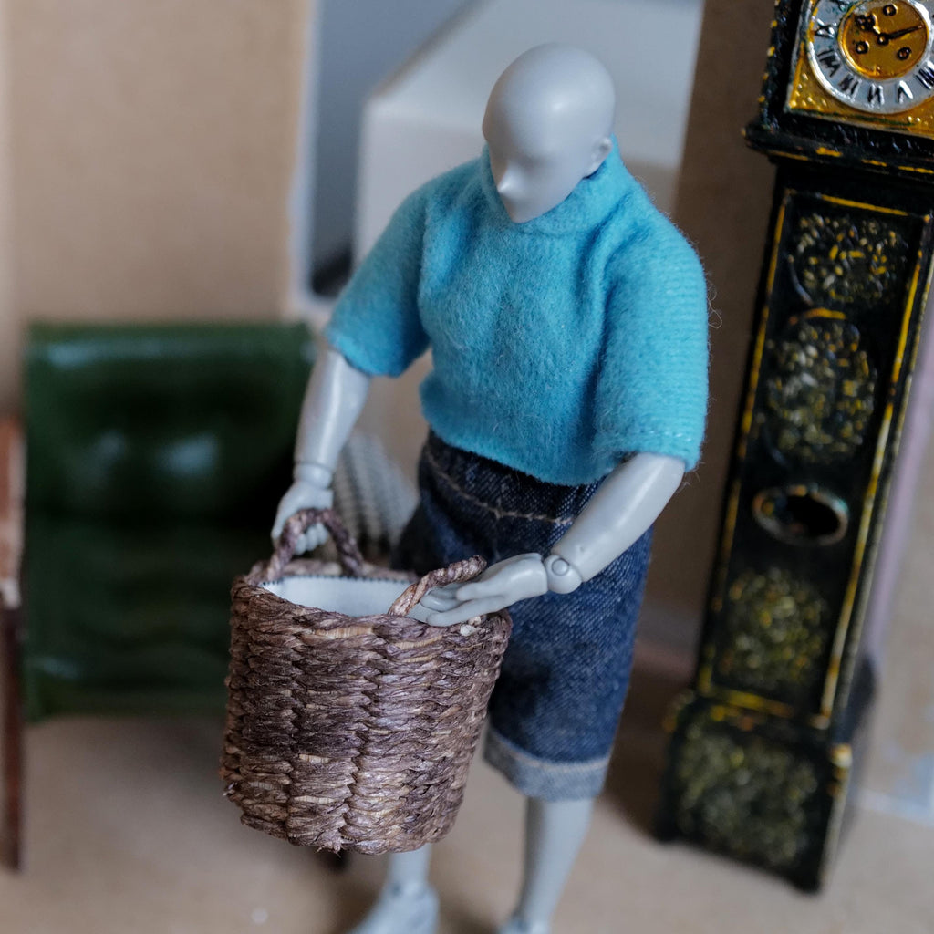 1:12 Scale Miniature Woven Blanket Basket with Linen Lining and Loop Handles, 1-9/16 inch tall, Dollhouse Decor (dark brown)