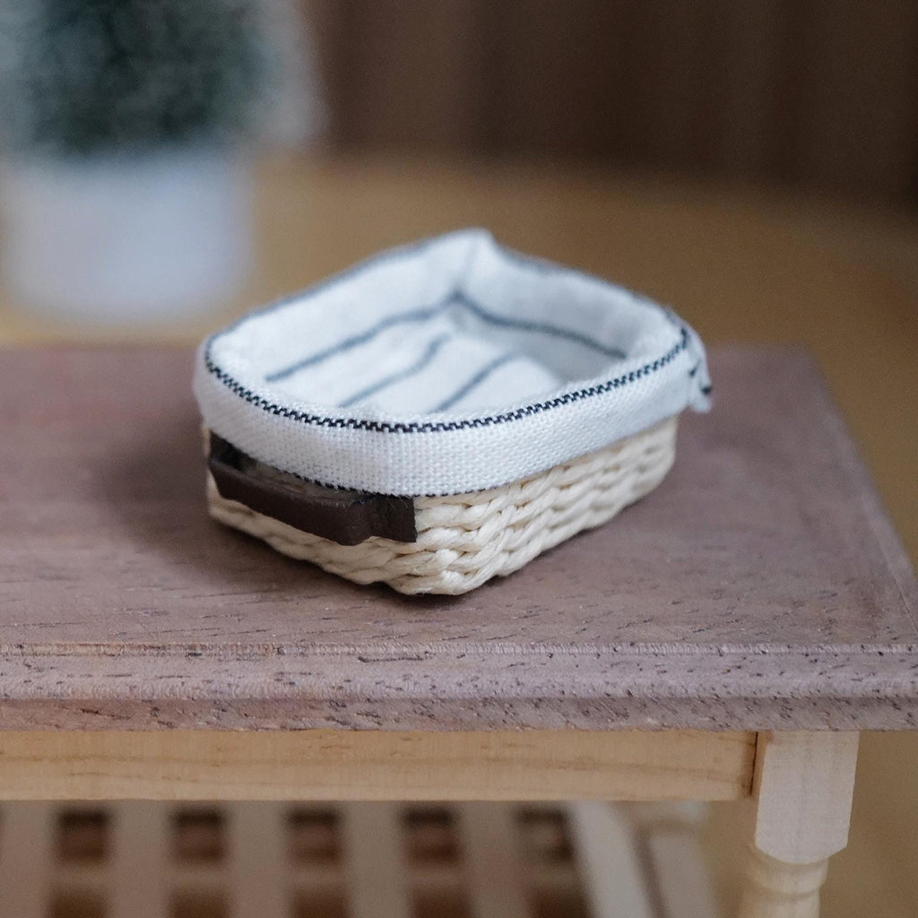 1:12 Scale Miniature Rectangular Woven Bread Basket with Striped Linen Lining and Faux Leather Handles, 1-5/8 inch long, Dollhouse Decor